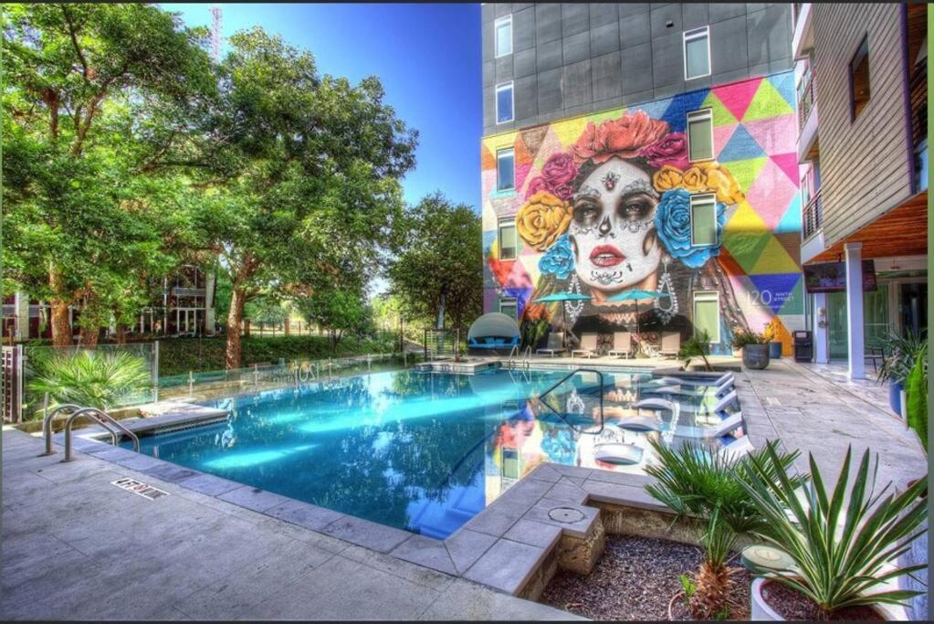 Riverwalk Penthouse Oasis W/Free Parking Gym Pool San Antonio Bagian luar foto