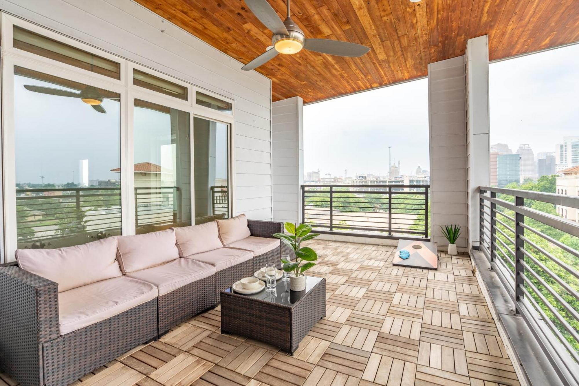Riverwalk Penthouse Oasis W/Free Parking Gym Pool San Antonio Bagian luar foto